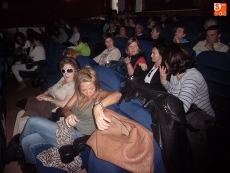 Foto 3 - Lluvia de sevillanas para celebrar la Feria de Abril