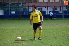 Foto 6 - Los juveniles de Alba vencen al C.D Navega tras una gran remontada (3-2)
