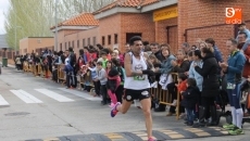 Foto 4 - Javier Martín y Consuelo Muñoz, los más rápidos en la II Carrera Solidaria de Carbajosa 