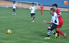 Foto 6 - Al Ciudad Rodrigo le entra vértigo y aprueba por los pelos frente al Universidad de Valladolid