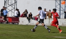 Foto 4 - Al Ciudad Rodrigo le entra vértigo y aprueba por los pelos frente al Universidad de Valladolid
