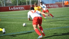 Foto 3 - Goleada con paso firme a División de Honor