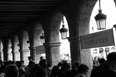 Foto 5 - La Plaza, la página de un libro