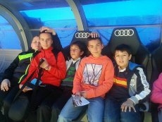 Foto 3 - Cerca de 90 niños y padres del CEIP Manuel Moreno Blanco disfrutan juntos de una excursión 