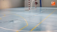 Foto 4 - Unas goteras en el pabellón de Aldeatejada obligan a suspender la jornada