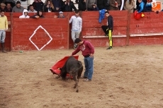 Foto 5 - La lluvia no impide un gran ambiente en el final de las fiestas de San Jorge