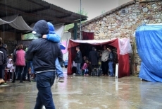 Foto 4 - Despedida de una feria comunera mojada en agua