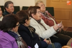 Foto 6 - La Asociación de Mujeres recupera la memoria de ‘Gabo’ y Ana María Matute