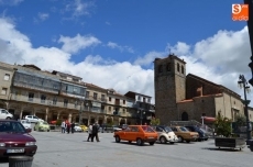 El Club Motor Ruta de la Plata visita Béjar y Candelario con sus coches antiguos