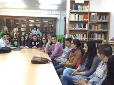 Antiguos alumnos relatan en el Fray Diego su vida fuera del Instituto