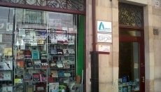 Librería Víctor Jara