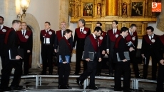 Foto 5 - Música para celebrar el aniversario del Coro universitario y Coro de Cámara de la USAL