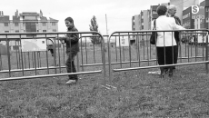 Foto 5 - Los vecinos de San José capean la lluvia para degustar la paella popular 