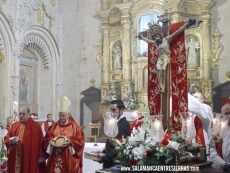 Foto 3 - Un día de lluvia y fe para la 'luz' del Zarzoso