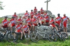 Foto 3 - El Club Ciclista Barruecopardo inicia su andadura con 43 corredores
