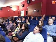 Foto 6 - José Mª Merino recibe la condecoración de Gran Donante de Sangre por 75 extracciones