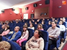 Foto 3 - José Mª Merino recibe la condecoración de Gran Donante de Sangre por 75 extracciones