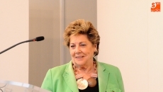 Foto 5 - Santa Teresa de Jesús se convierte en protagonista en la Feria Municipal del Libro que ya luce en...