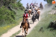 Foto 6 - La emoción en el primer encierro a caballo de El Noveno hace vibrar a miles de personas 