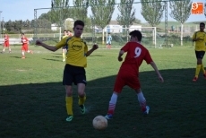 Foto 6 - Los juveniles de Alba de Tormes suman y siguen en casa (4-2)