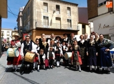 Foto 6 - 300 folcloristas arropan a Arte y Tradición Charra en su 25 Aniversario