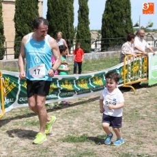 Foto 3 - Los niños, protagonistas una vez más de las carreras más divertidas