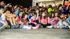 Foto 4 - Hugo Suárez lleva la magia de los títeres a la Plaza Mayor