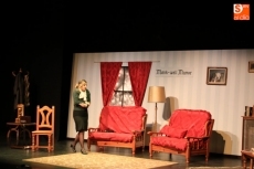 Foto 5 - El grupo de Teatro de Derecho lleva al escenario del Juan del Enzina 'La ratonera'