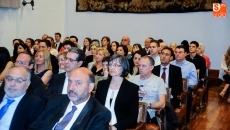 Foto 4 - El rector asiste a la graduación de los matemáticos formados por la USAL