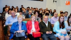 Foto 3 - El rector asiste a la graduación de los matemáticos formados por la USAL