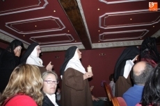 Foto 3 - 'Albas de Teatro' estrena con éxito la obra sobre la niñez y juventud de Santa Teresa 