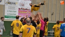 Foto 3 - Viejas glorias del III Columnas y sus &uacute;ltimos compa&ntilde;eros rinden homenaje a &Oacute;scar