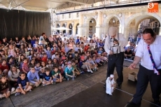Foto 4 - Jordi Bertrán seduce al público salmantino con una obra de arte con títeres