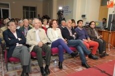 Foto 4 - El alcalde y candidato del PP califica la legislatura que acaba “de regularización” y la...