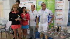 Foto 3 - Isabel Rodr&iacute;guez y Mercedes Mart&iacute;n ganan en f&eacute;minas el I Torneo de P&aacute;del ANPE Salamanca