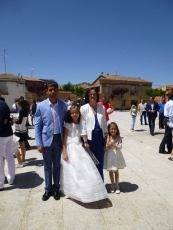 Foto 6 - Feliz y soleado día de 'reflexión' y comuniones