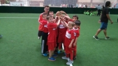Foto 5 - Cinco conjuntos de ‘peques’ disfrutan del fútbol en el Soccer Indoor 
