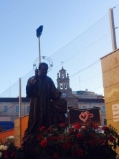 Foto 3 - Multitudinaria procesión de la familia salesiana en honor a María Auxiliadora