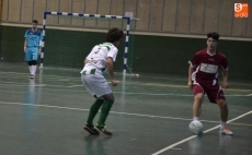 Foto 5 - El III Columnas recibe al Grupo Desportivo Valverde de Fundão