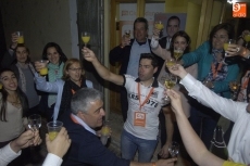 Foto 3 - El PP pierde la mayoría absoluta en un revolucionario escenario en el que irrumpe con fuerza...