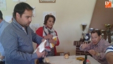 Foto 6 - La comida popular congrega a todos los vecinos durante las fiestas de la Virgen de la Esperanza