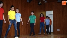 Foto 6 - El Coro de niños Ciudad de Salamanca llena de música la jornada