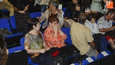 Foto 4 - La compañía Policopítero sube a escena la obra 'Salí a la calle y cambié el mundo'