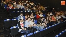 Foto 3 - La compañía Policopítero sube a escena la obra 'Salí a la calle y cambié el mundo'