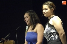 Foto 5 - Alumnos del IES Torres Villarroel celebran su graduación 