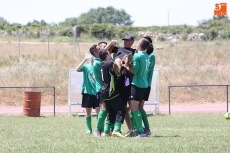 Foto 4 - El CDF Vitigudino celebra el ascenso a Primera División con una nueva victoria frente al Jai-Alai...