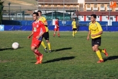 Foto 5 - Los juveniles finalizan la liga con una goleada al C.D Villares de la Reina (6-0)