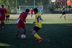 Foto 3 - Los juveniles finalizan la liga con una goleada al C.D Villares de la Reina (6-0)