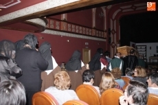 'Albas de Teatro' estrena con &eacute;xito la obra sobre la ni&ntilde;ez y juventud de Santa Teresa 