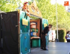 Foto 4 - Más de 2.700 escolares participan en el programa de Teatro en los Parques 